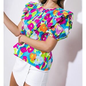 Flying Tomato Women’s Looking Back Floral Puff Sleeve 100% Cotton Top; Size M